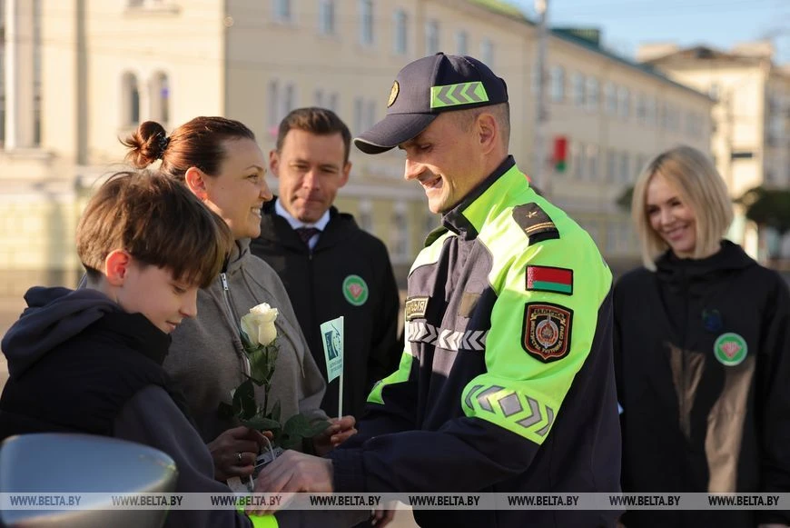 ✨Мамы рулят: в Гомеле автоледи принимали поздравления с Днем матери