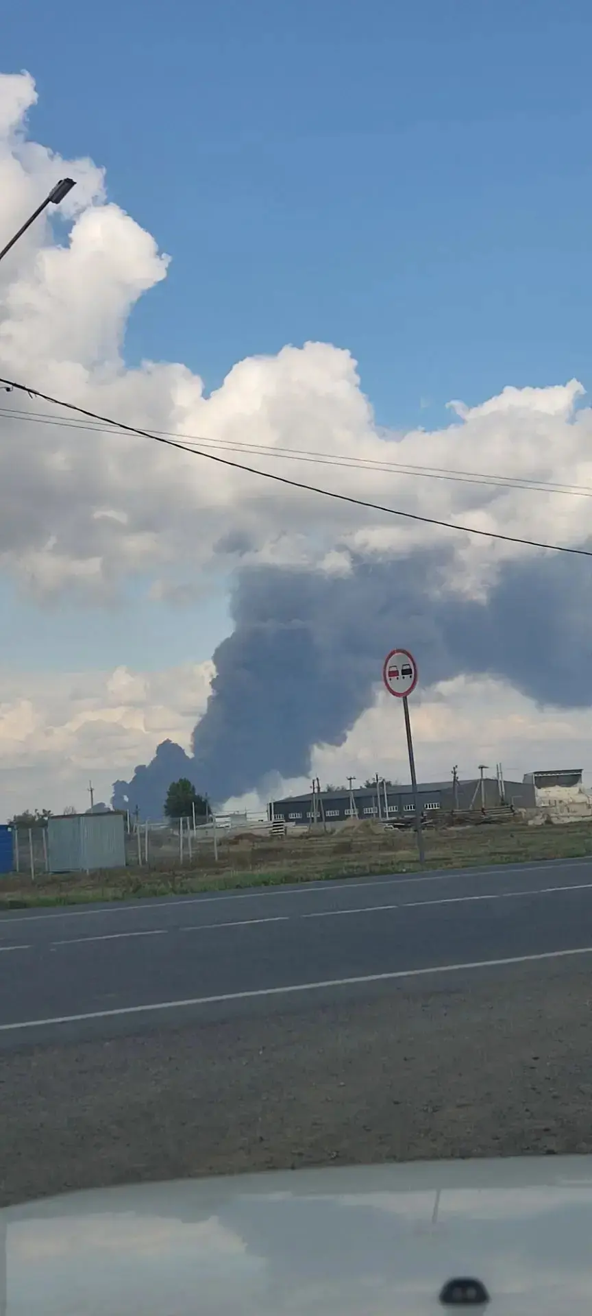 Люди со всех районов города пишут, что задыхаются от гари