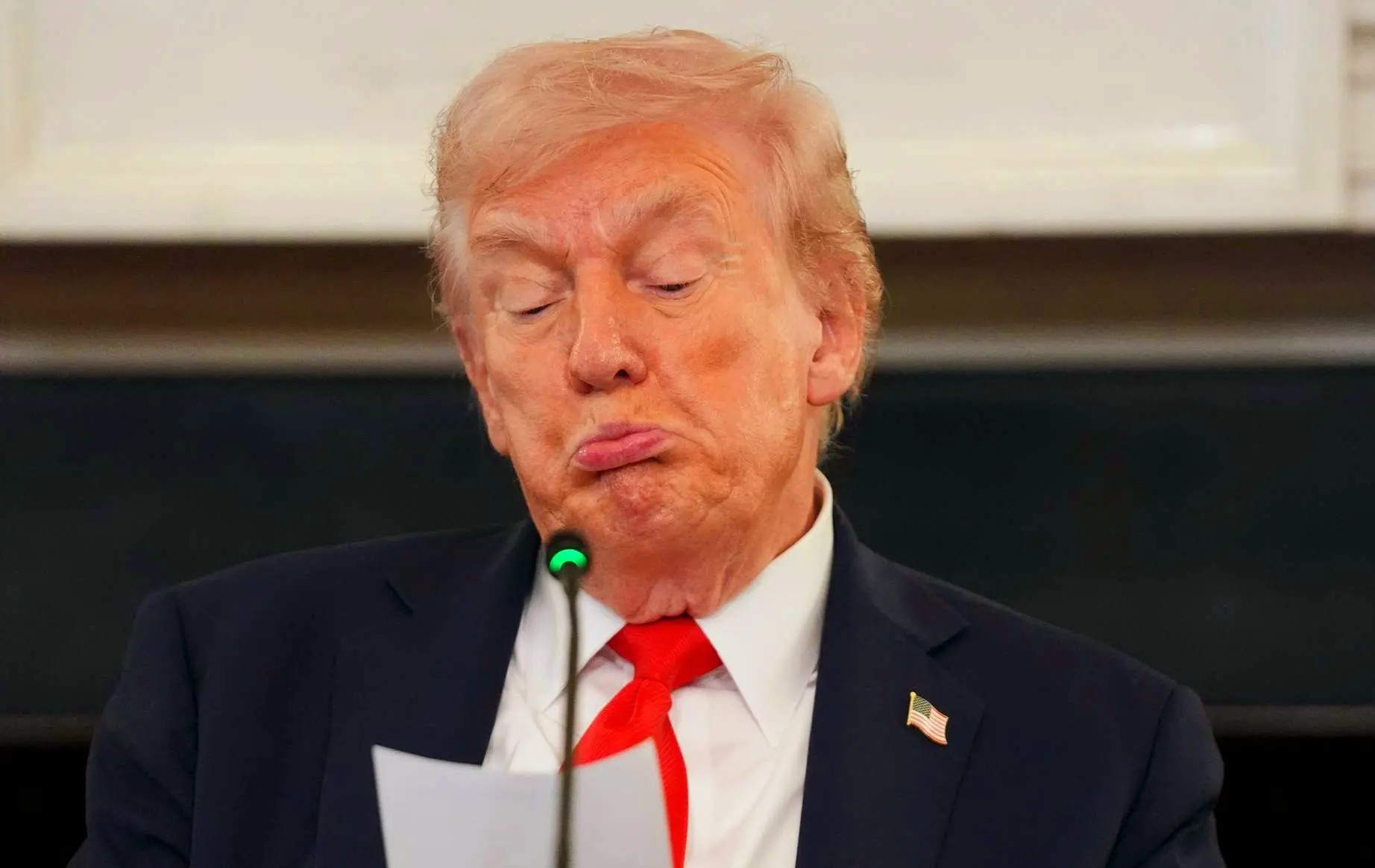 ⁣Трамп пояснил про какое энергетическое перемирие он говорил: взаимное прекращение удар...