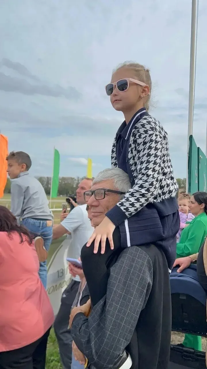 ❤️ Папа в кадре — семейное тепло в каждом снимке!
