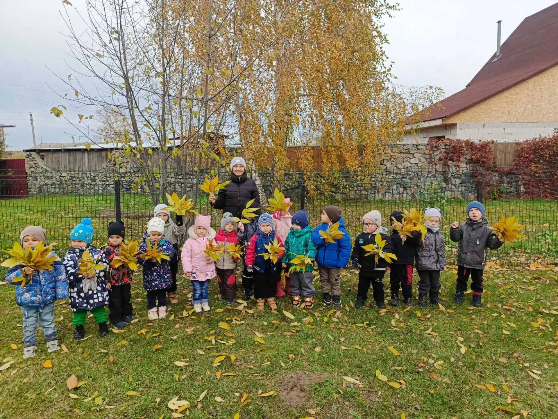 Осень в детском саду — это особая атмосфера уюта и ярких красок! 🍂