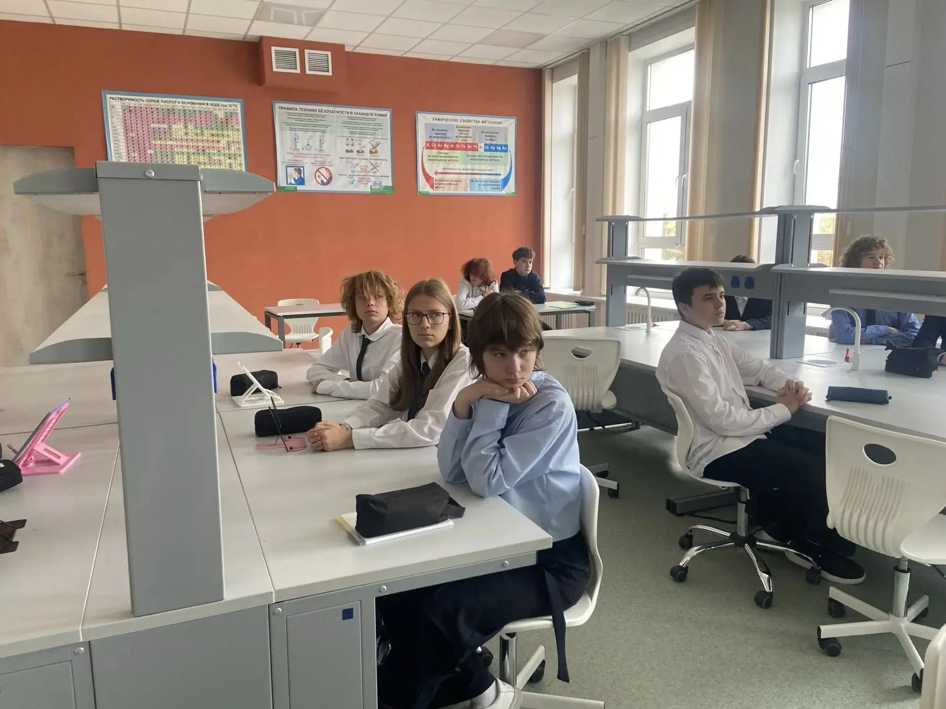 🧬 Агрокласс 8 «В» на волне науки!