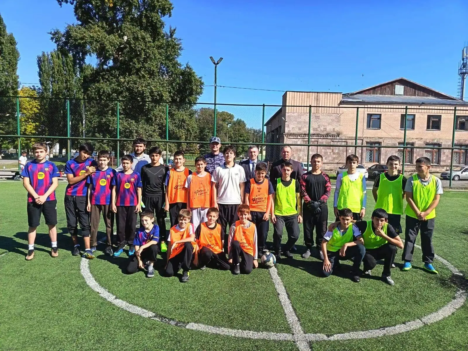 🏆  В с.п. Урожайное прошёл районный турнир по мини-футболу среди юношеских команд, пос...