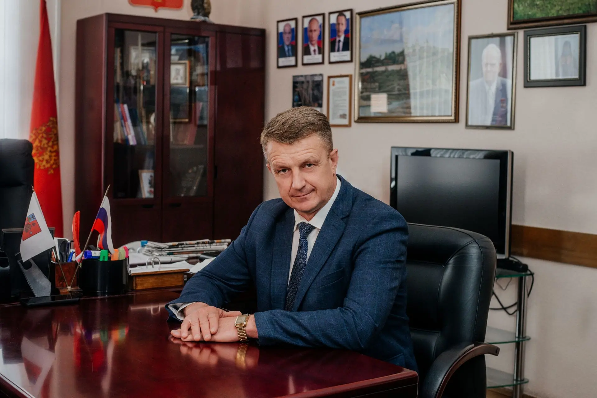 🇷🇺Глава Борисовского округа Владимир Переверзев поздравил