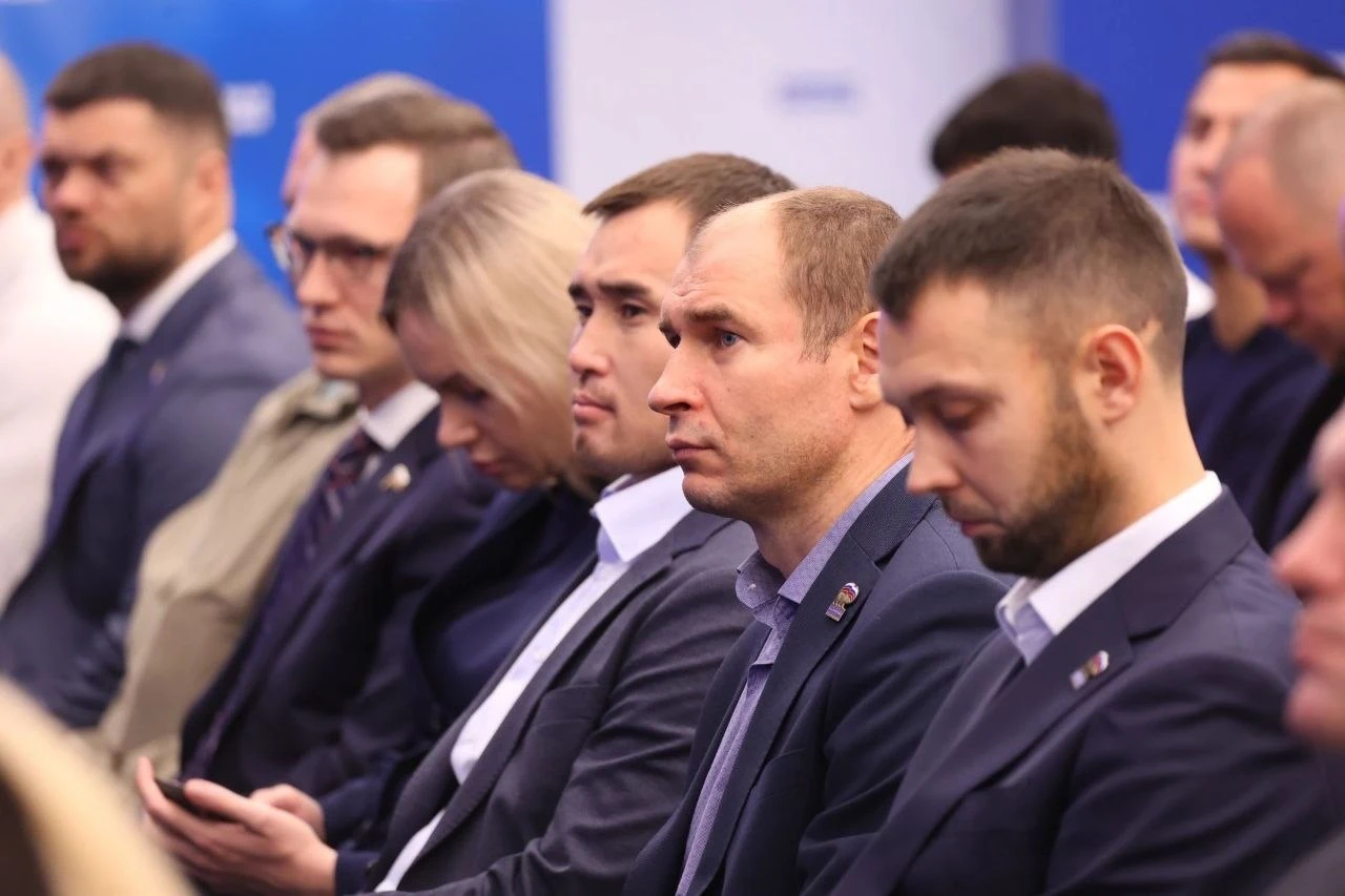Партийная учеба для впервые избранных депутатов.