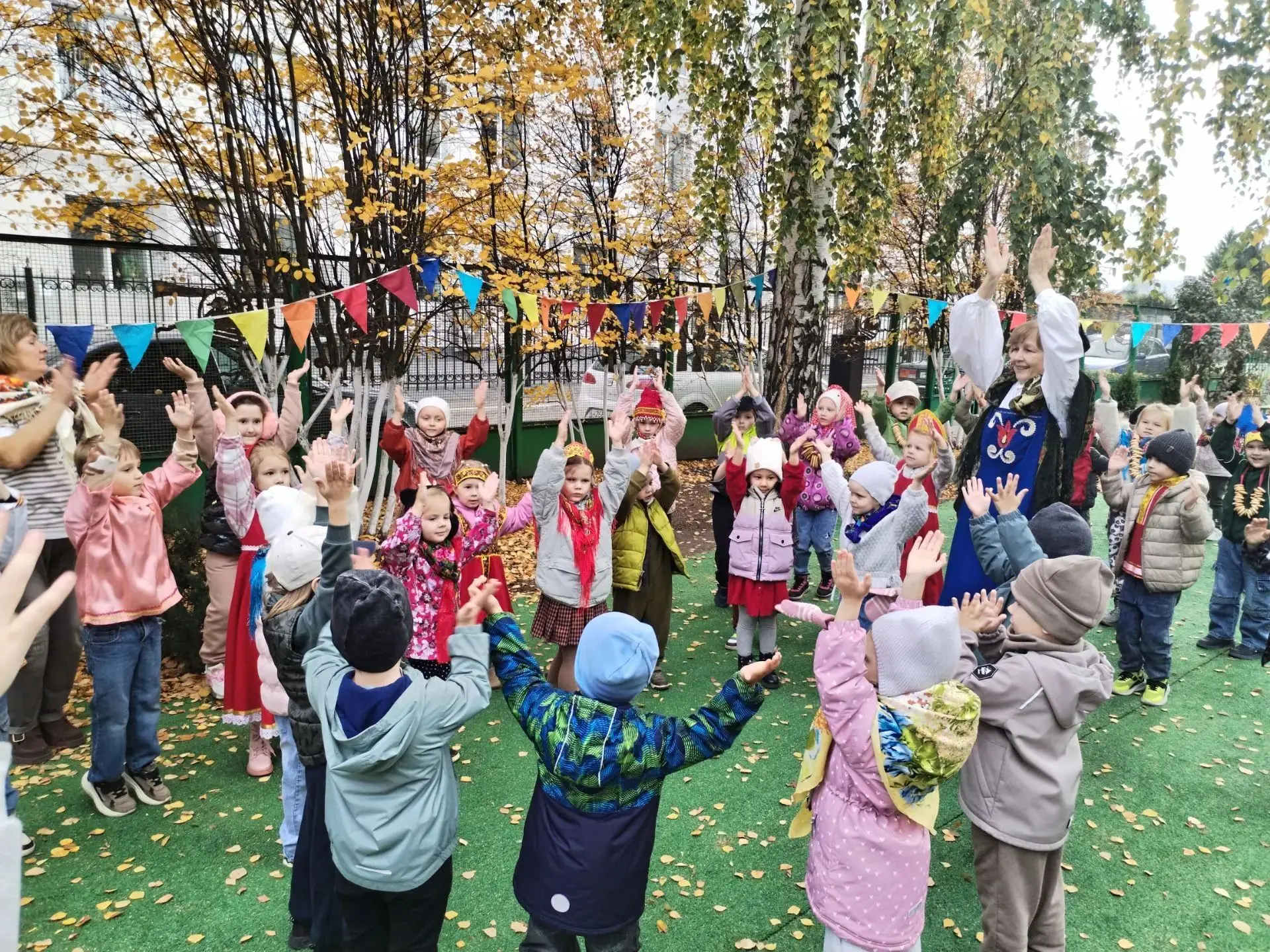 Поддерживая народные традиции, сегодня,14 октября, в нашем детском саду  прошла ежегодн...