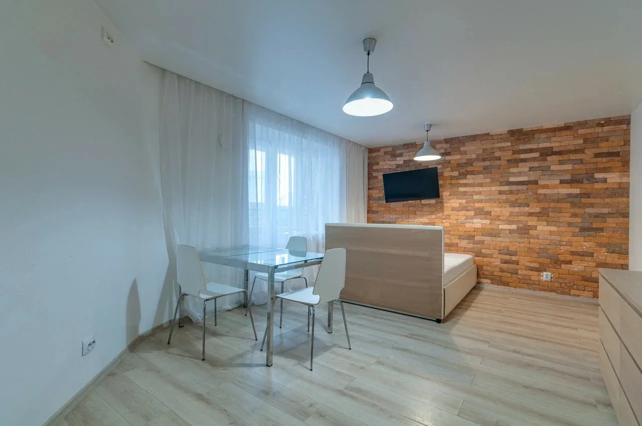 Однокомнатная квартира на ул. Сергея Преминина, 14. 36,8 м². Кирпич, 2013 год, 4 этаж.
