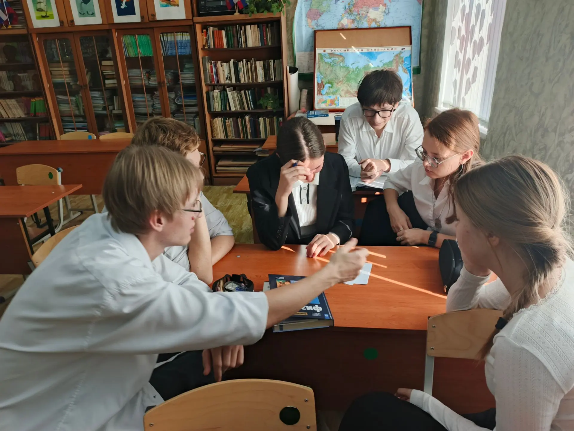 🔭 Астрономическая викторина в 11 классе!