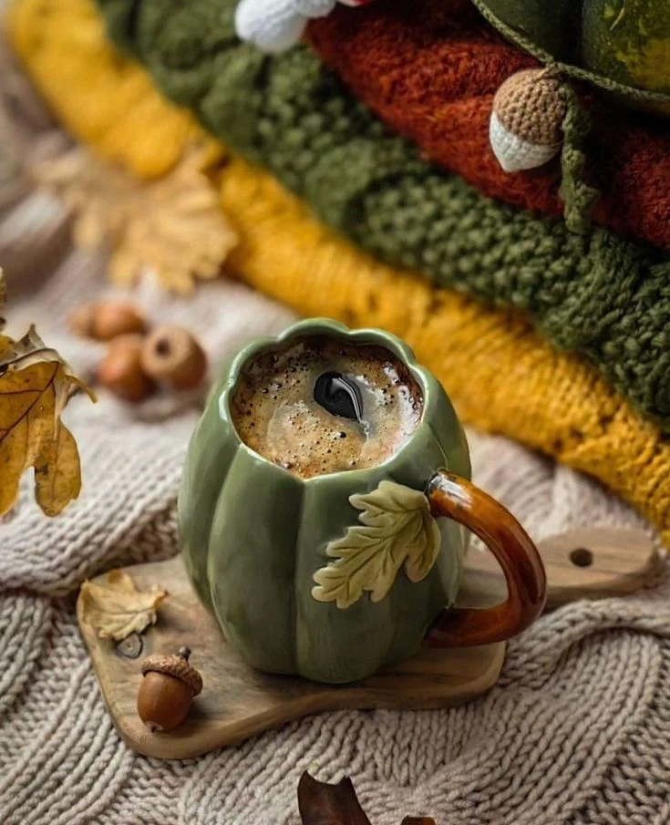 ☕Самые вкусные и полезные каналы октября ☕