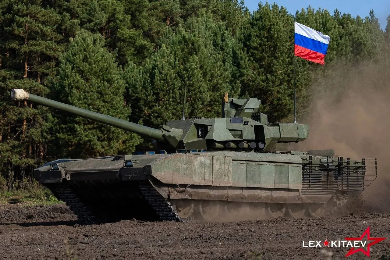Основной танк Т-14 "Армата" (объект 148) на прошедших учениях "Центр‑2026".