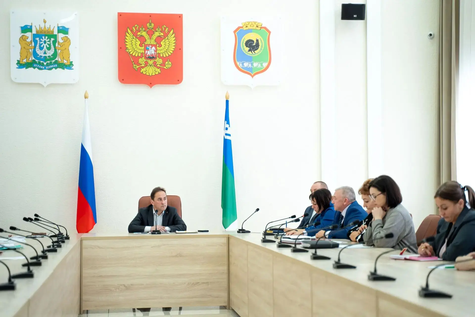 Провел ежемесячное совещание с руководителями бюджетных организаций Нягани. Подвели ито...