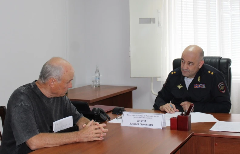 🏢Министр внутренних дел по Республике Адыгея Алексей Кампф провел прием граждан в горо...
