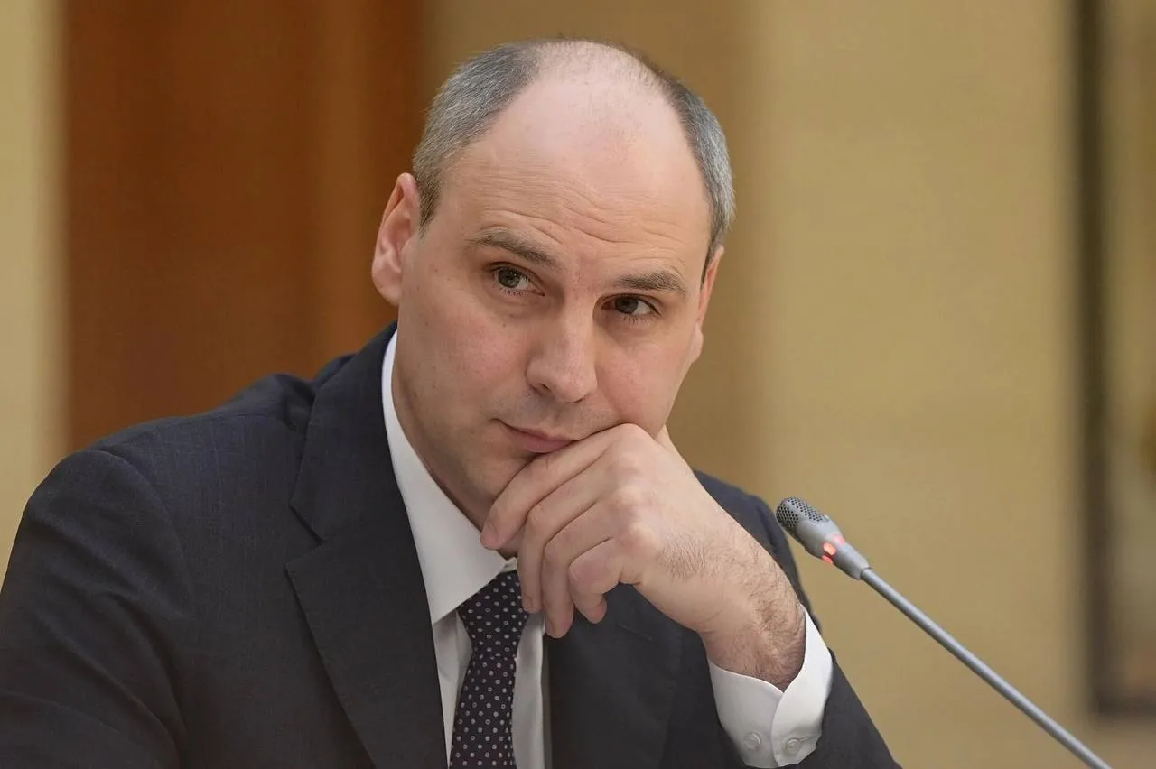 Губернатор Свердловской области Денис Паслер 9 октября побывал в Нижнем Тагиле. Повод —...