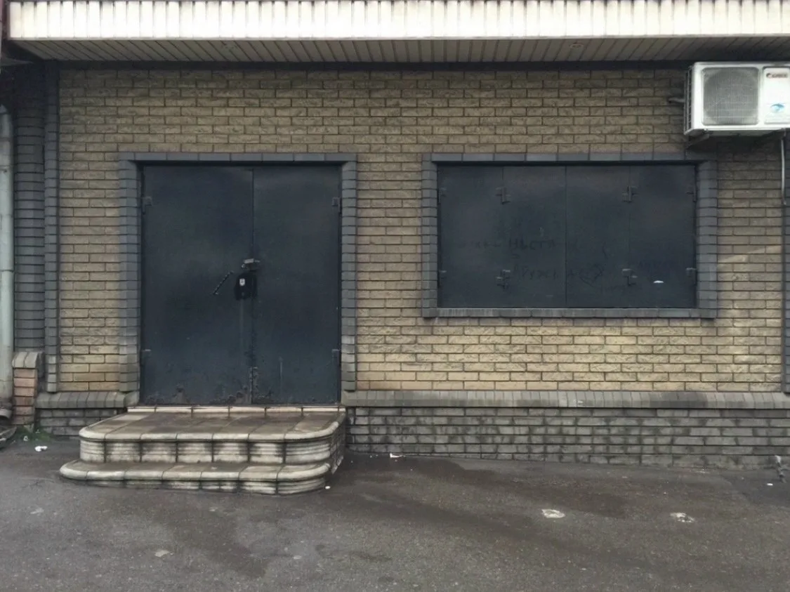 Сдам Торговую точку на центральном рынке, площадь 20 кВ.м, кондиционер, интернет , отде...