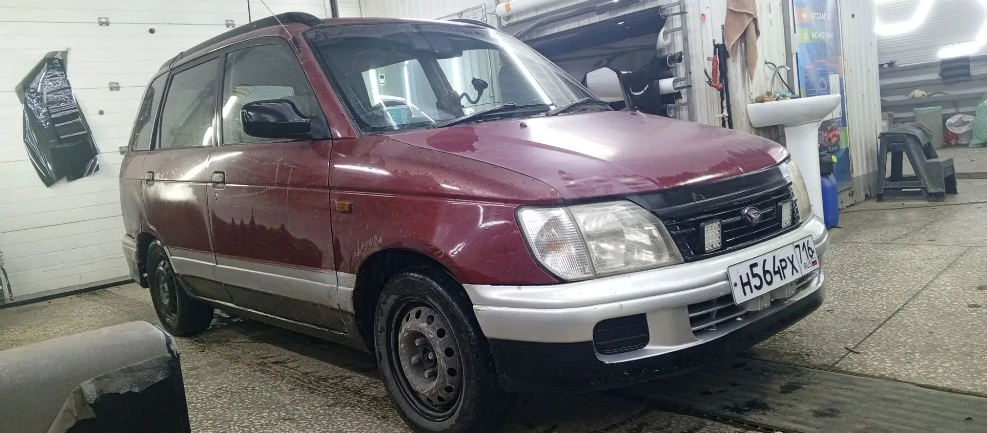 Daihatsu Pyzar, компактвэн 98г. Японец. Автомат. Праворукая. 1.6, 100 л/с. На уверенном...