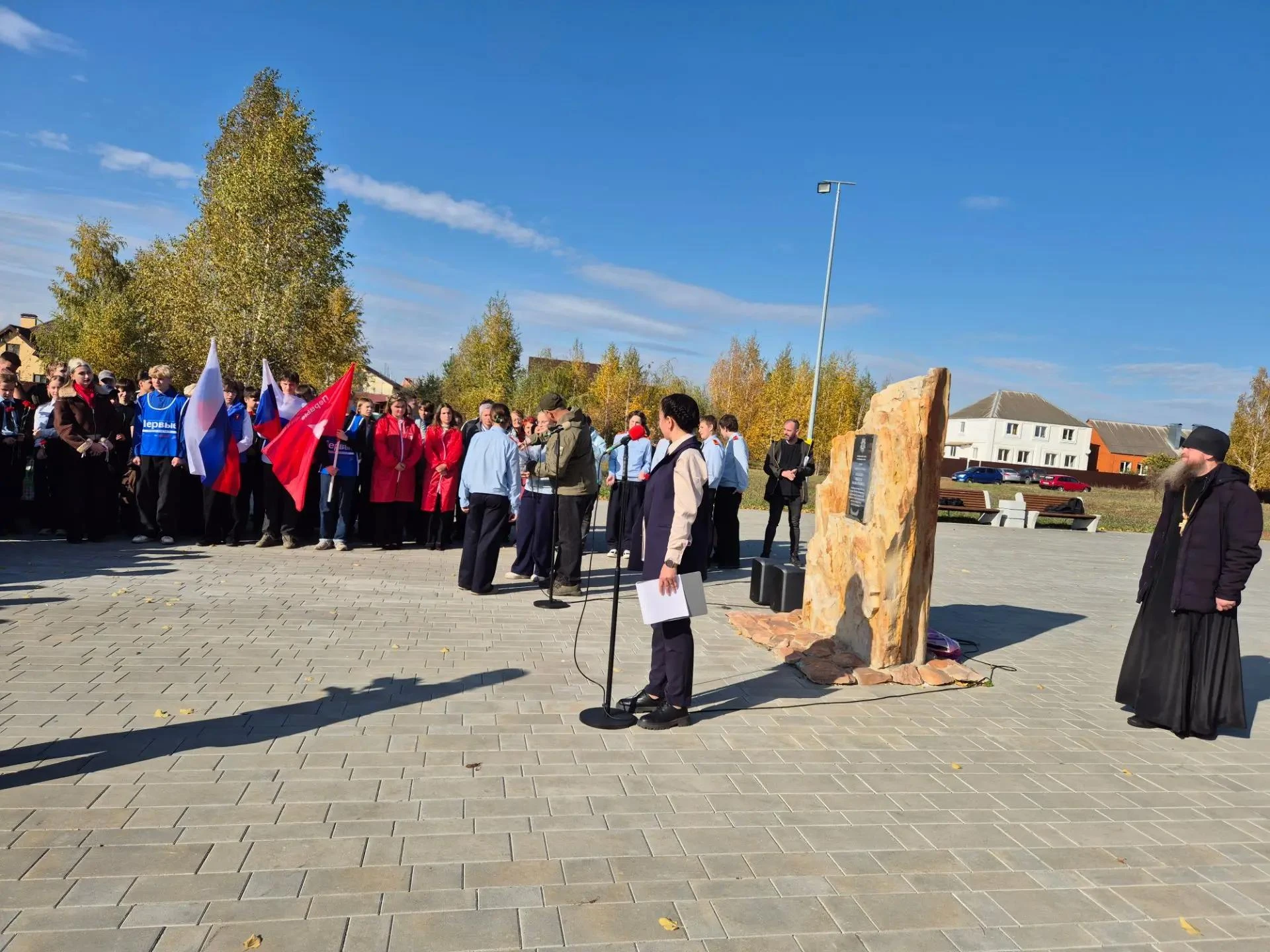 Митинг на Мемориале Славы: помним и чтим подвиг защитников Мценска!