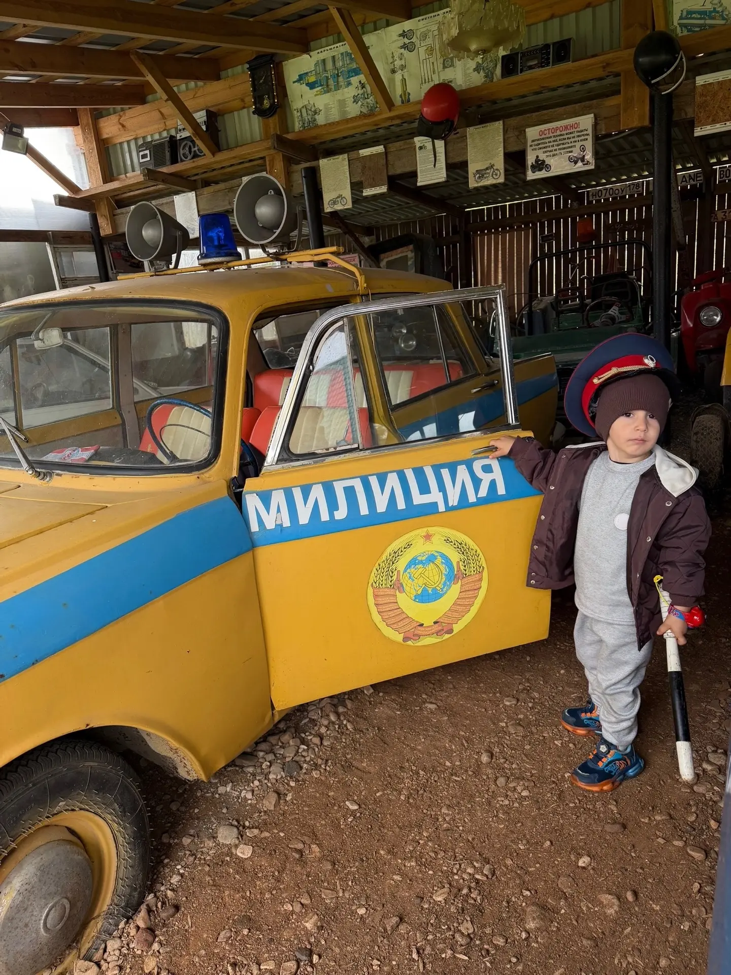 В выходные ребята из средней группы "Вишенка» вместе с родителями отправились на экскур...