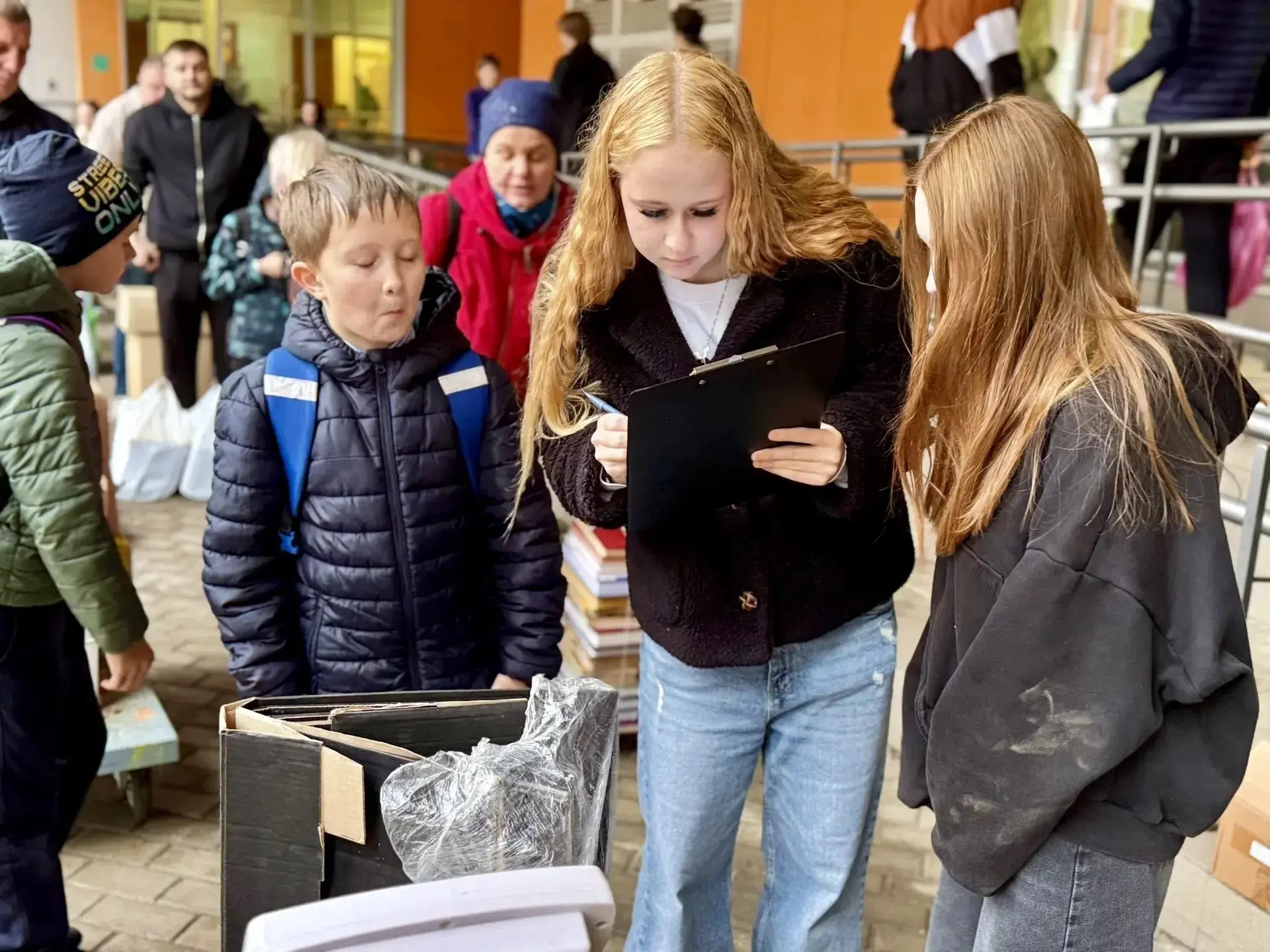♻️ Эко-рекорд в «ИмПульсе»: 2748,9 кг макулатуры!