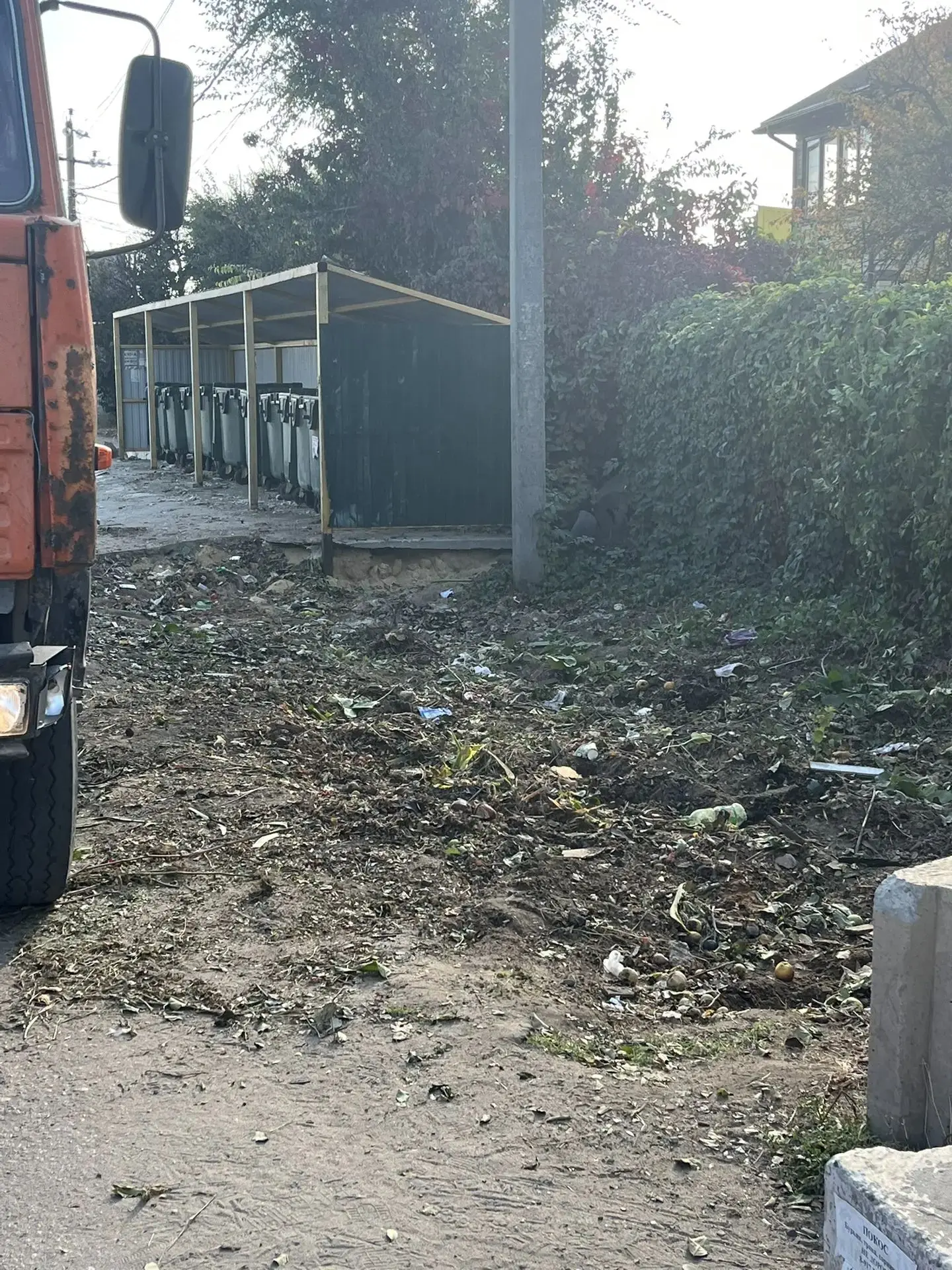 Уважаемые садоводы! 09.10.2026 г. -11.10.2026 г.🚛 Вывоз веток 🌿 мусора, отходов (подб...