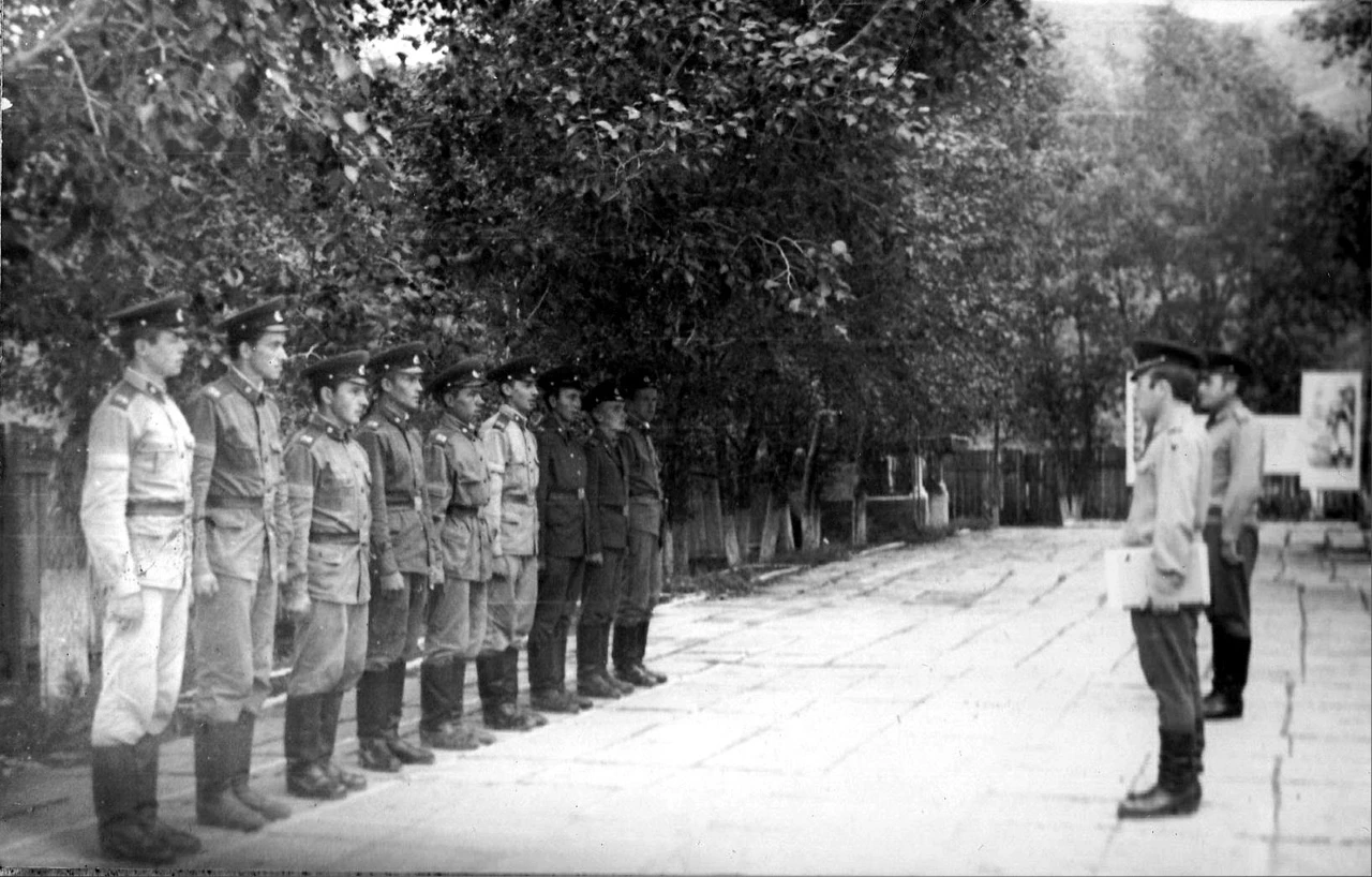 ★ 20-00. Начало новых пограничных суток. Тихой и доброй ночи, Граница.