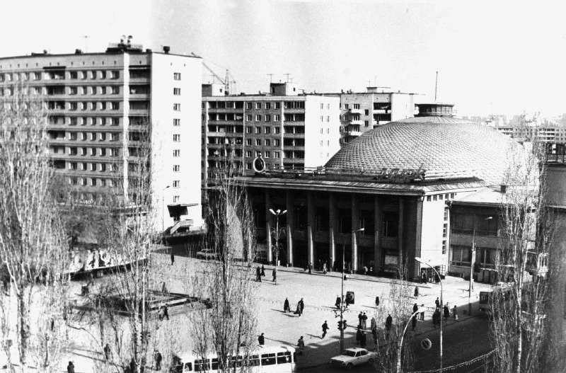Цирк со строящегося Детского Мира