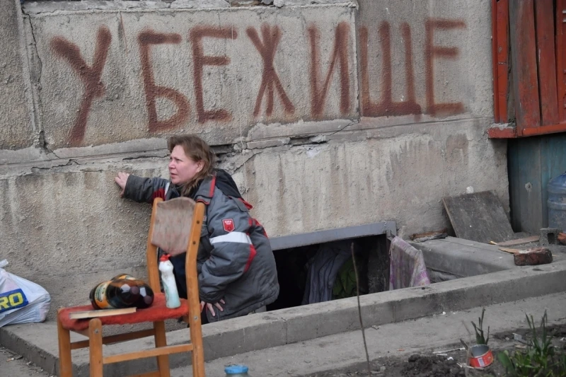 Скажите, а с какого перепугу бомбоубежища в домах решили оборудовать за счет жильцов? В...