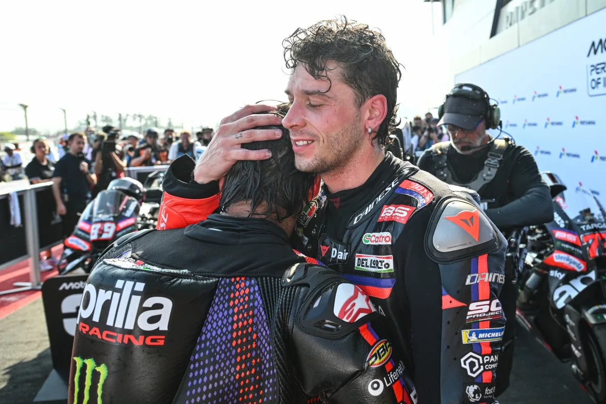 Aprilia вновь лидирует в схватке за Тройную Корону MotoGP 2026