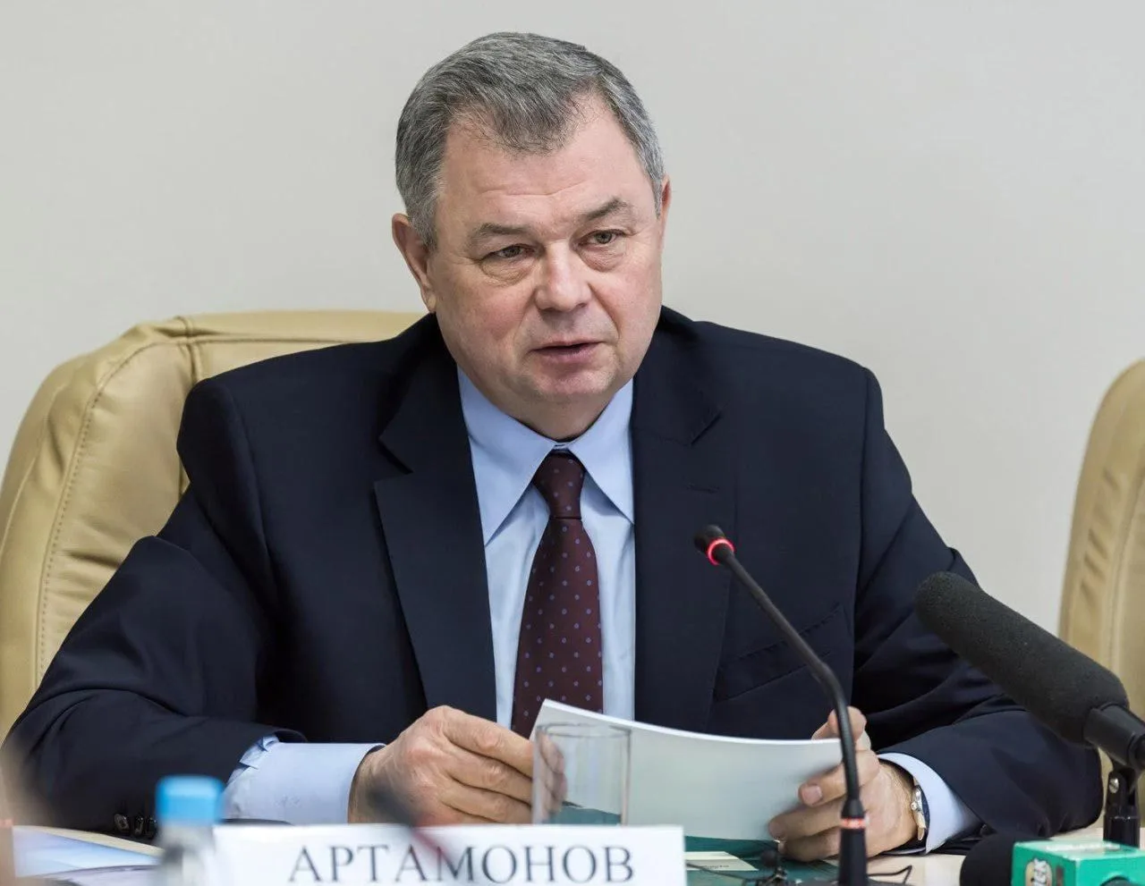 Право частных клиник выписывать больничный хотят ограничить