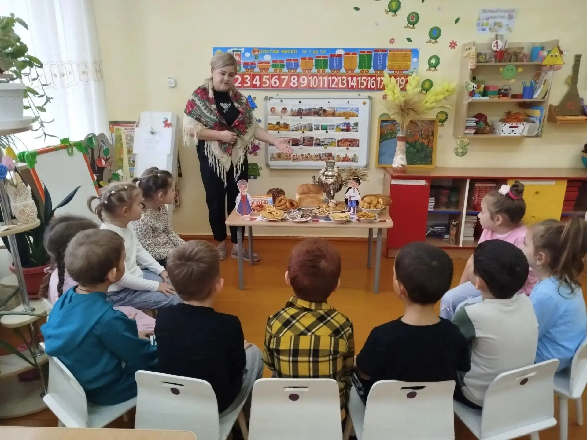 🍞В рамках празднования Дня хлеба 🍞 🍞🍞  в подготовительной группе были организованы ...