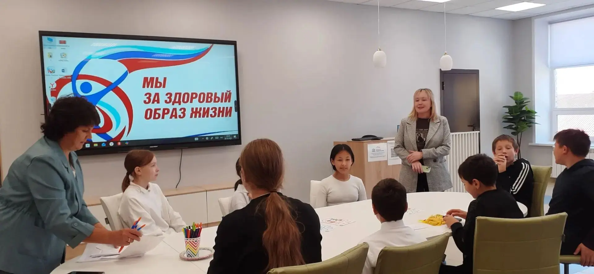 Шестиклассники на тренинге.
