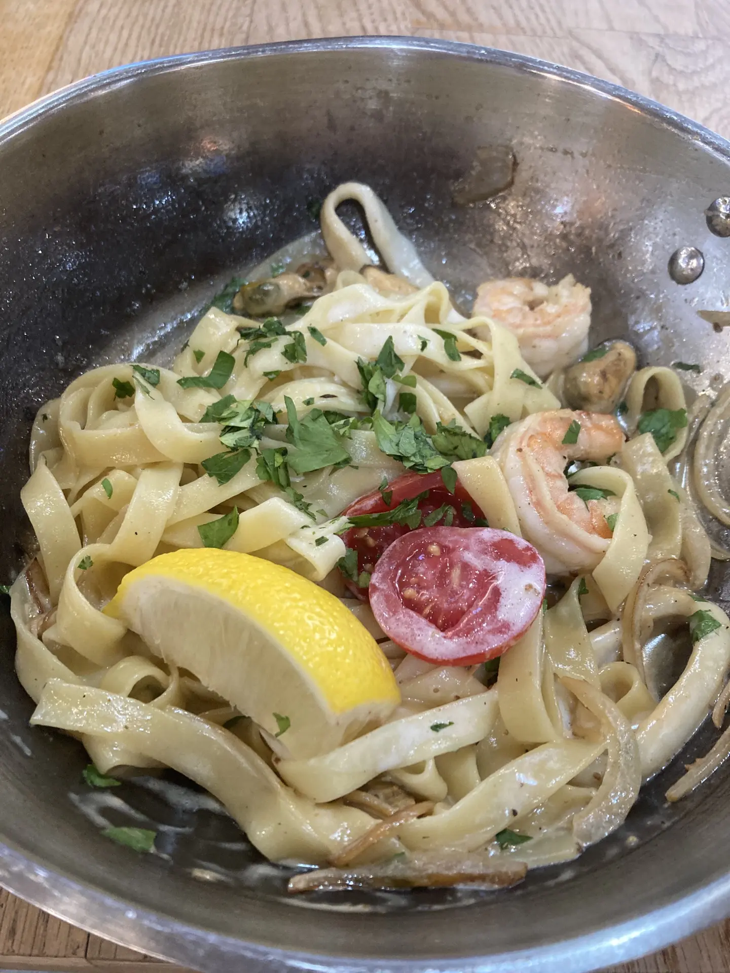 Кушаем вкусняшки 😋