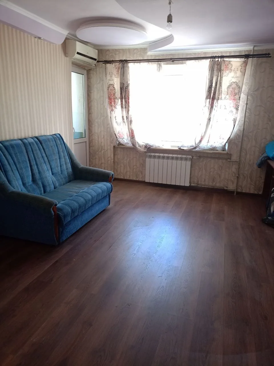 Продам 2-ком. кв-ру, ул. Малыныча 46, 8/9, лифт работает, не угловая, 50 кв.м. – общая,...