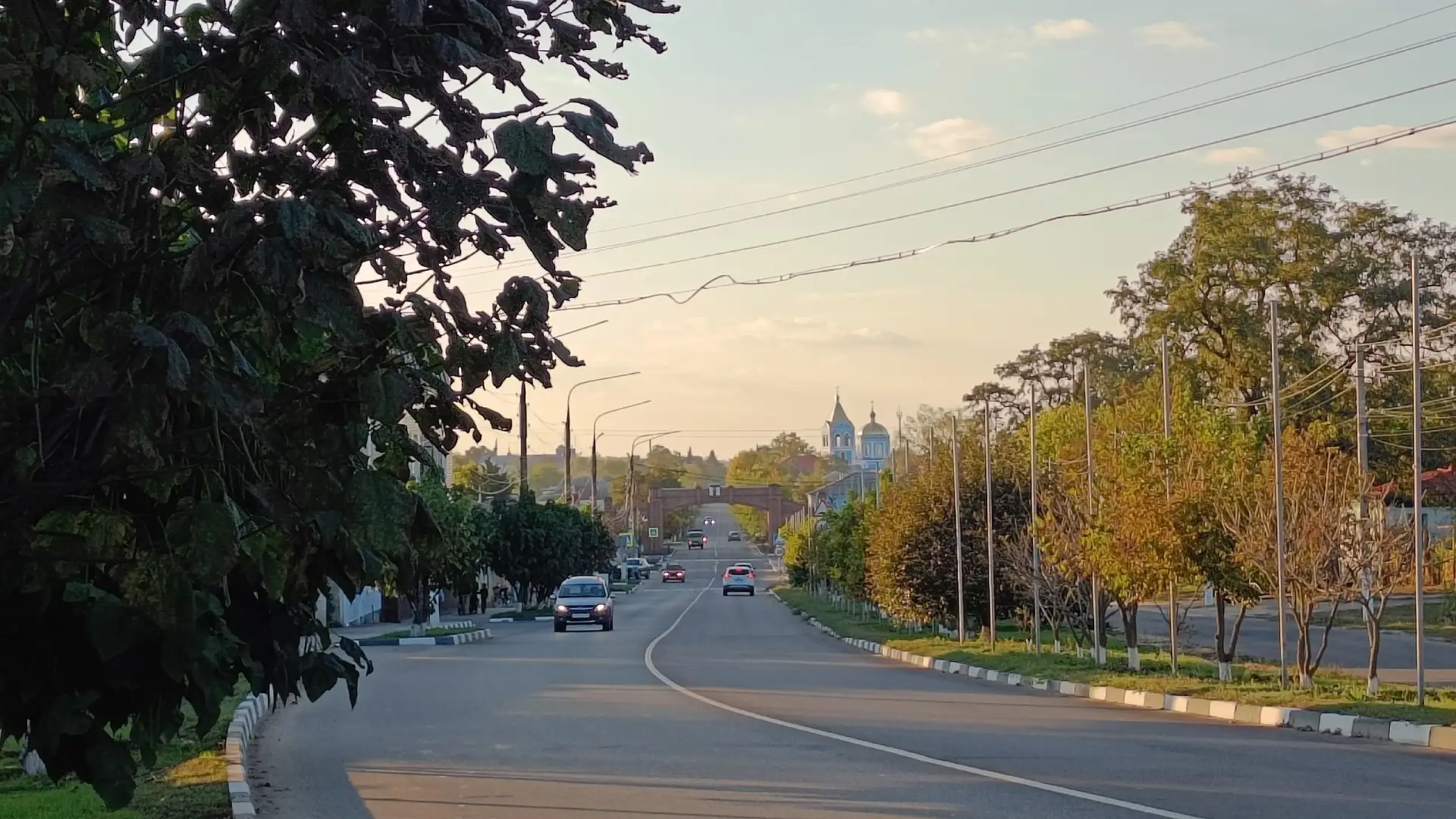 Осенняя красота города🧡💚💛🧡❤️