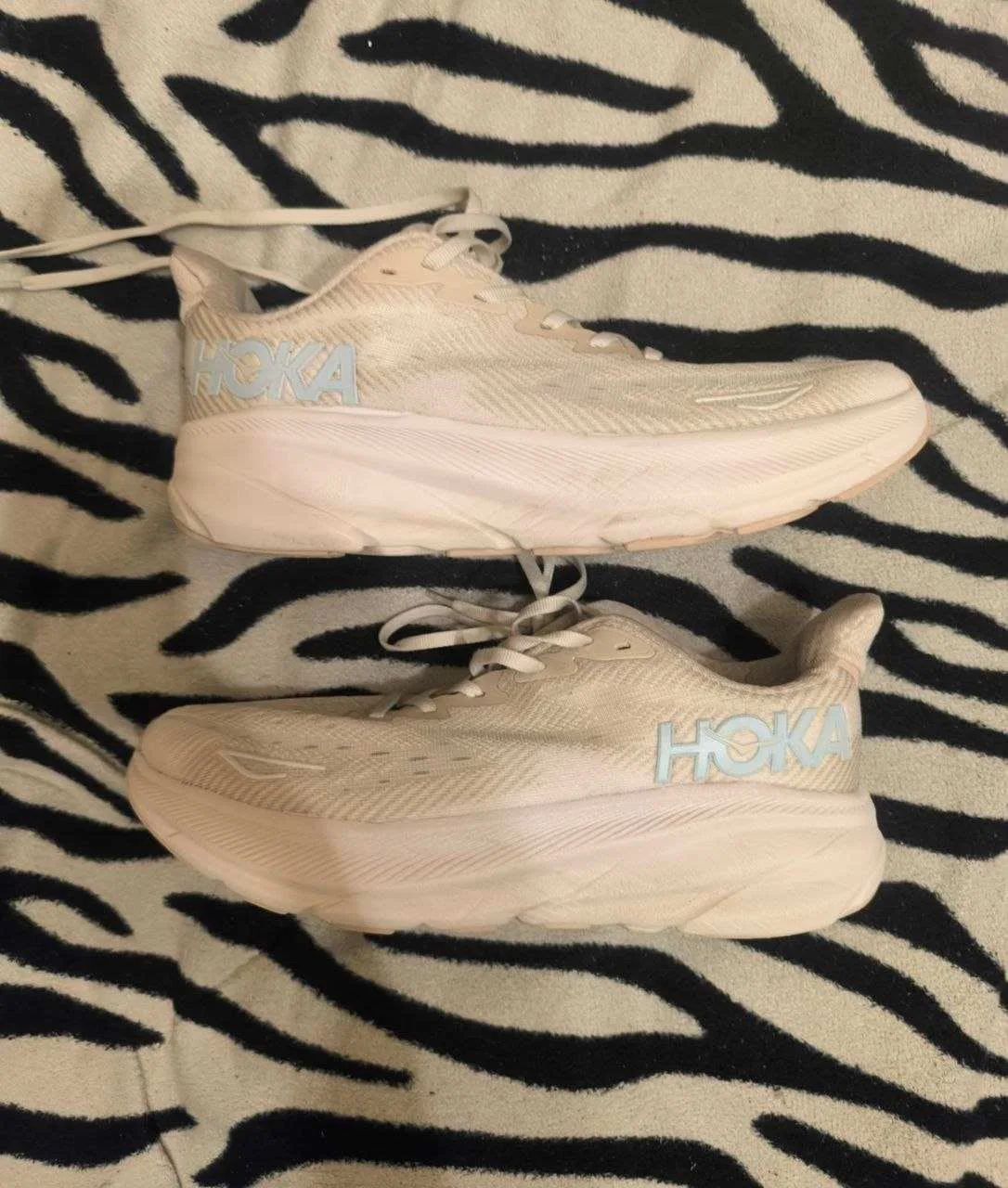 1 Hoka Clifton 9 размер 43 стелька 275 состояние 9.0/10 цена 6000₽