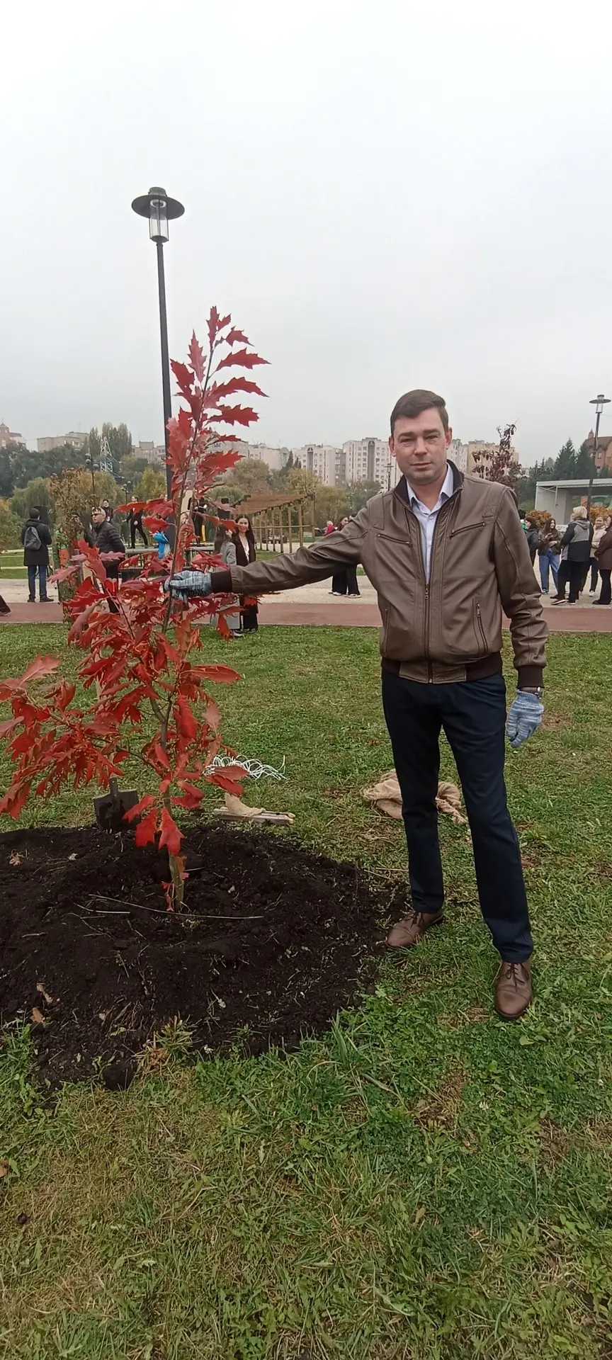 Сегодня на Липецком Городище состоялась трогательная церемония высадки Театральной алле...