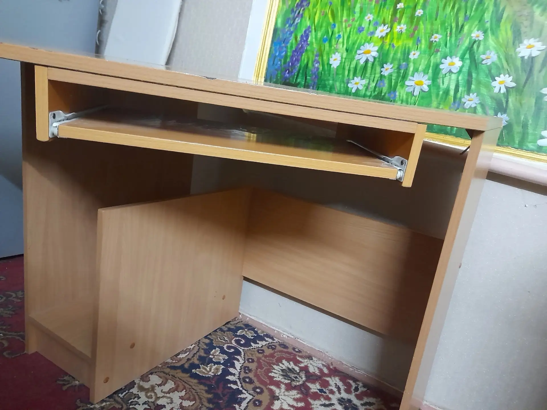 Продам стол, не дорого. Самовывоз.
