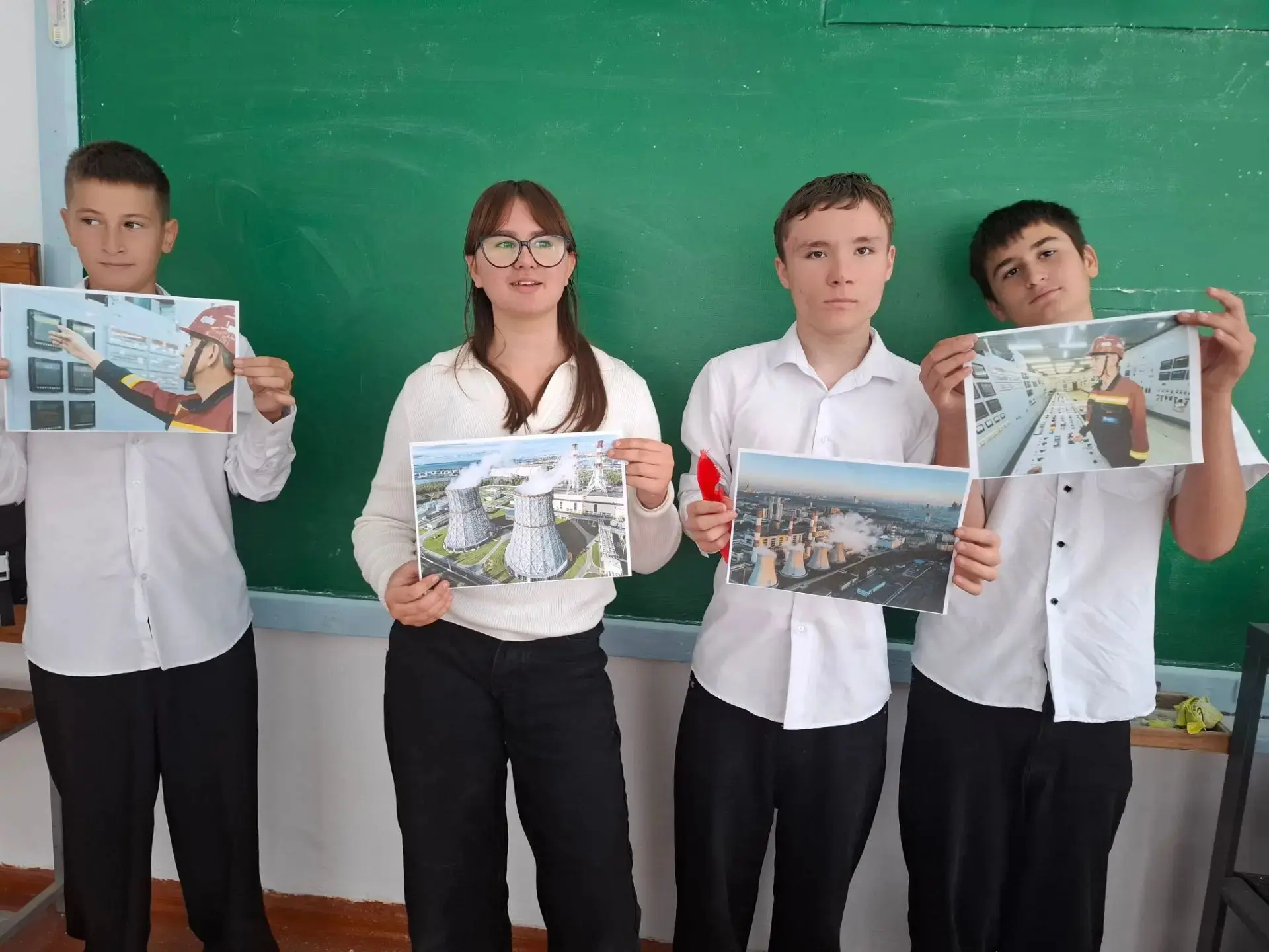 Сегодня, 15 октября, в 8 классе прошло профориентационное занятие «Россия — мои горизон...