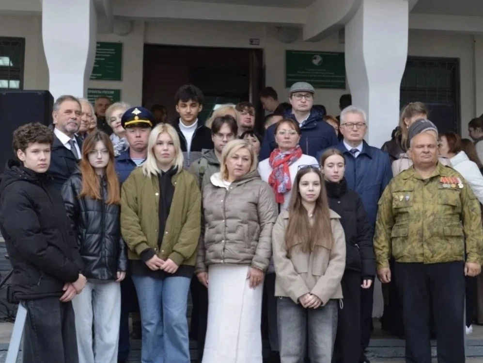 🕯 В Великолукском медколледже почтили память сестер милосердия