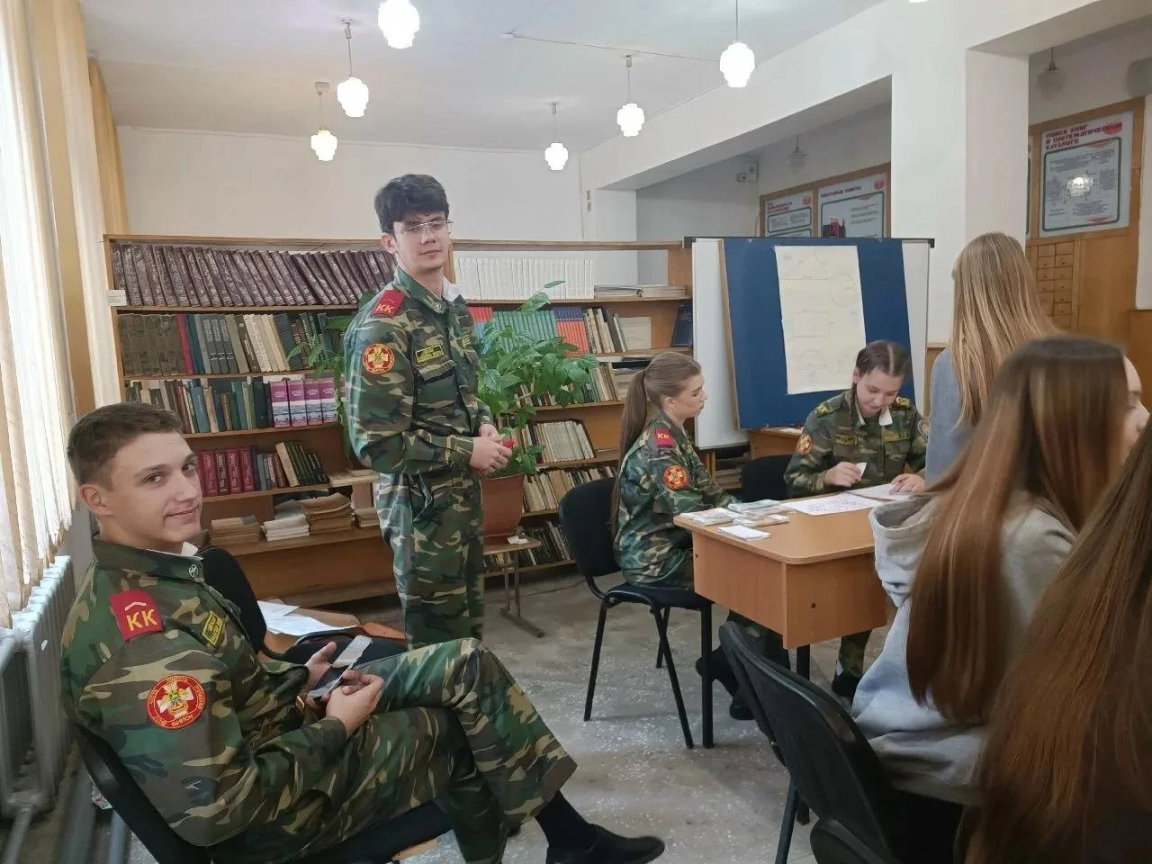 13 октября, Заместитель директора по ВР Кадетской школы Тишков Владислав Александрович....
