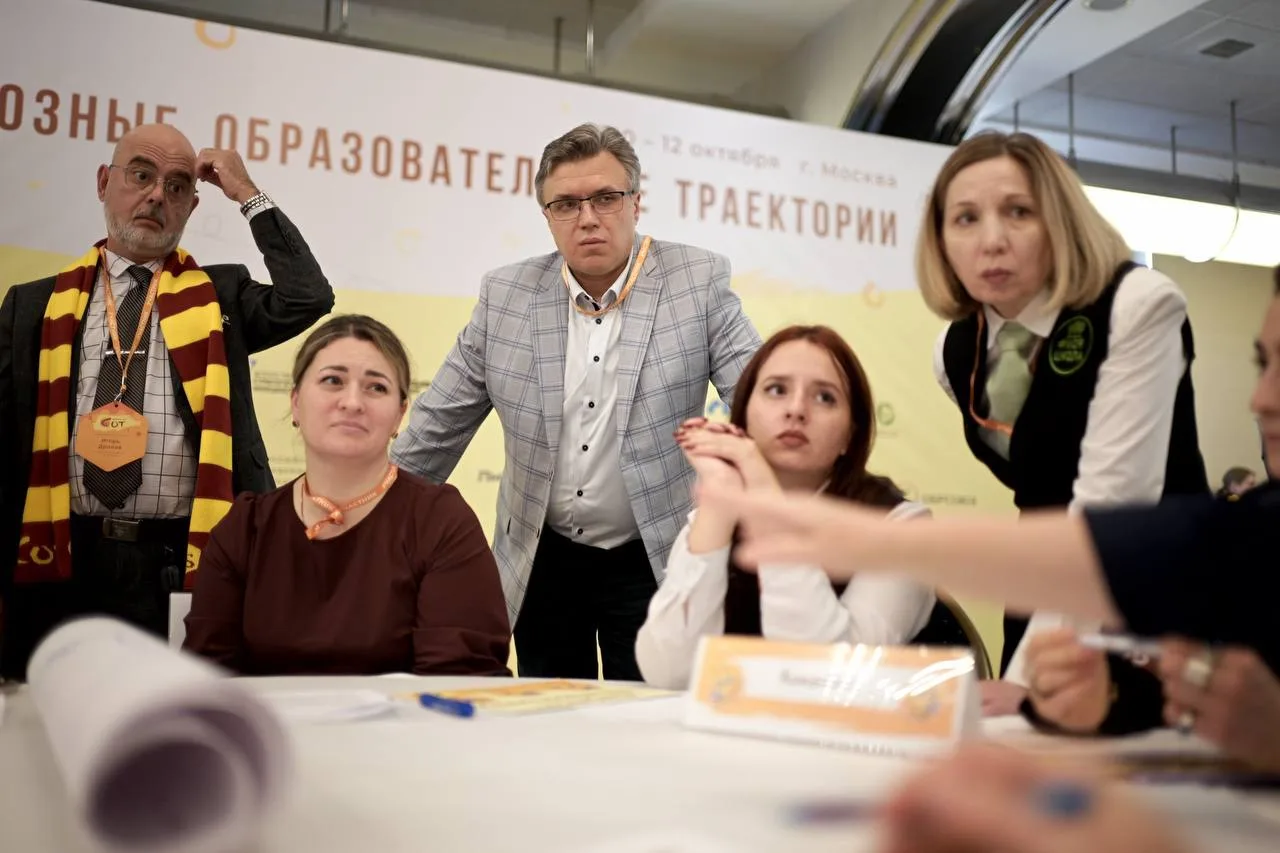 🐝🧠 Интеллектуальные состязания, разбор кейсов и поиск решений: чем запомнился еще оди...