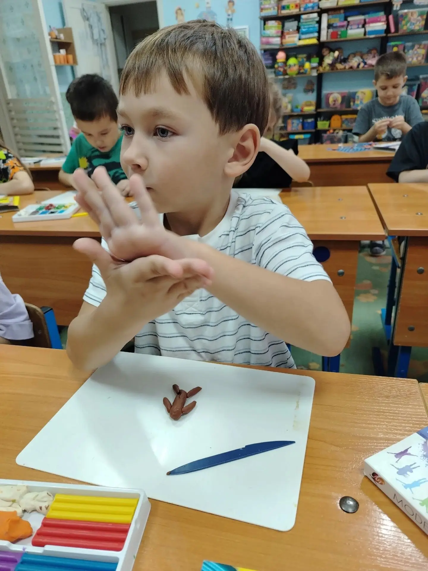 🧚Сегодня мы лепили кукол.