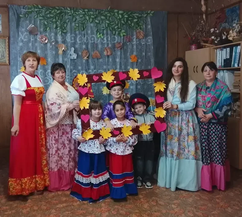 Как рассказать о Покрове детям: праздник в библиотеке Большой Орловки                  ...