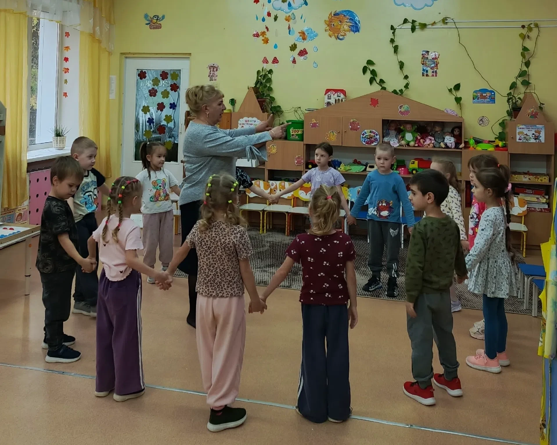 13 октября воспитанники старшей группы детского сада «Сказка» 👧👦 вновь погрузились в ...