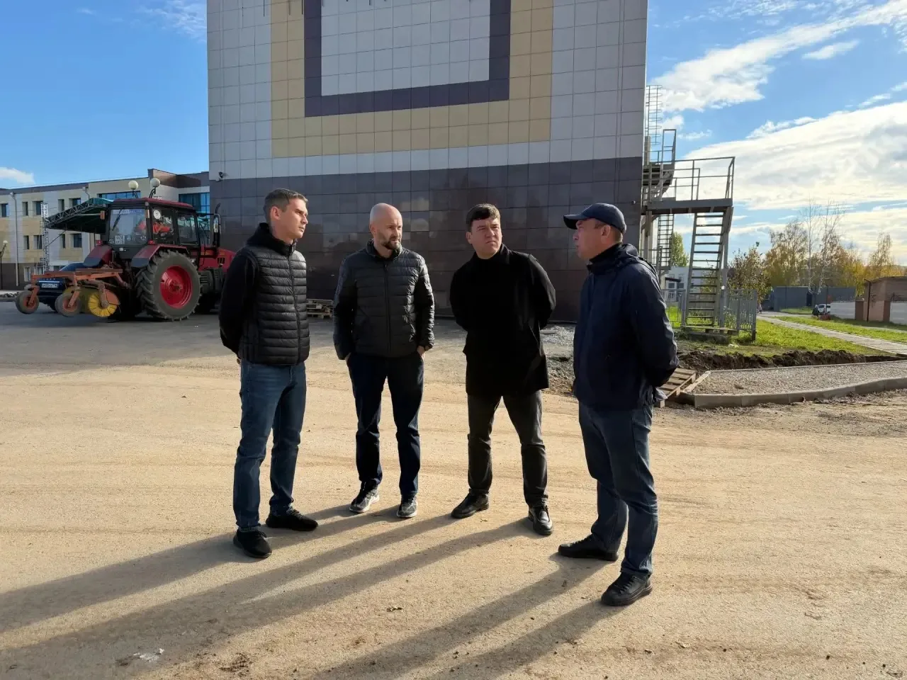 🚧Контроль на месте: как идёт ремонт на улице Бурмистрова