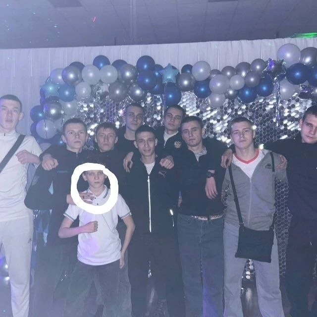 Понравился мальчик,хотела бы познакомиться,занят ?