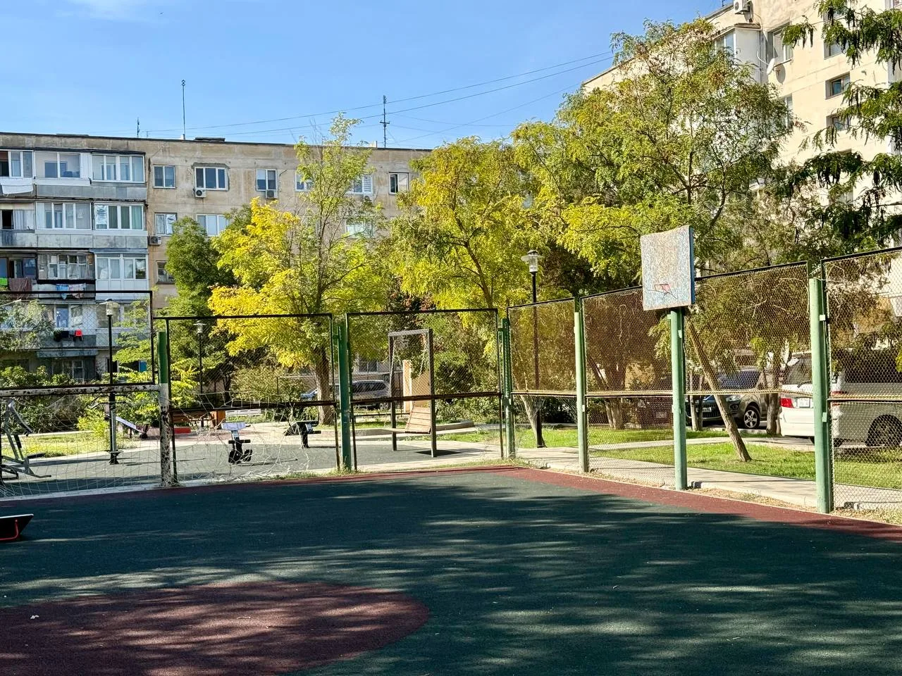 🌳 В Евпатории продолжается благоустройство парка