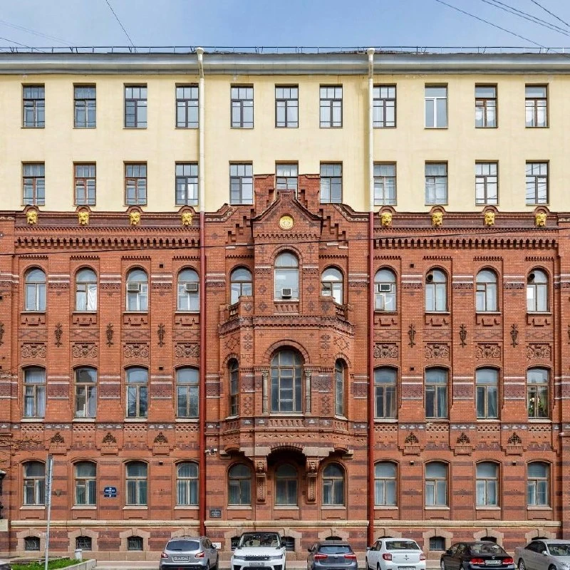 Дом купца П. Я. Бекеля — здание, построенное для статуса