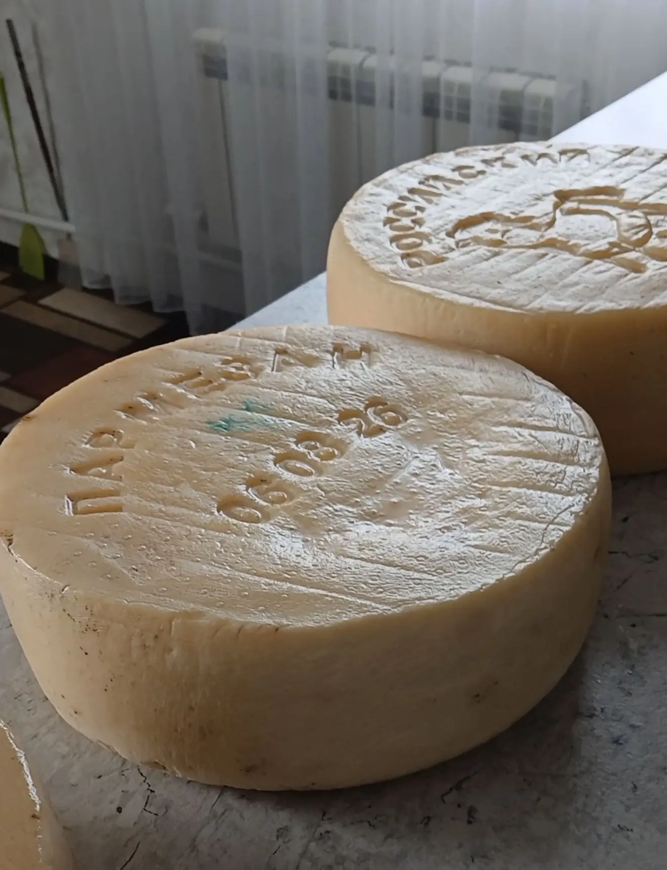 Вы не поверите, но это сыры с предыдущего поста.