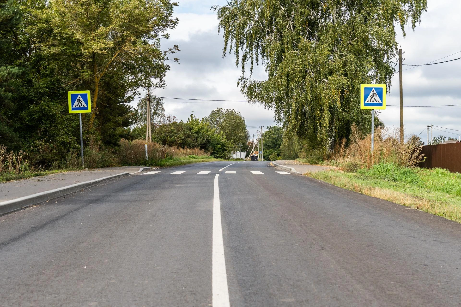 На 22 региональных дорогах городского округа Кашира провели работы по содержанию
