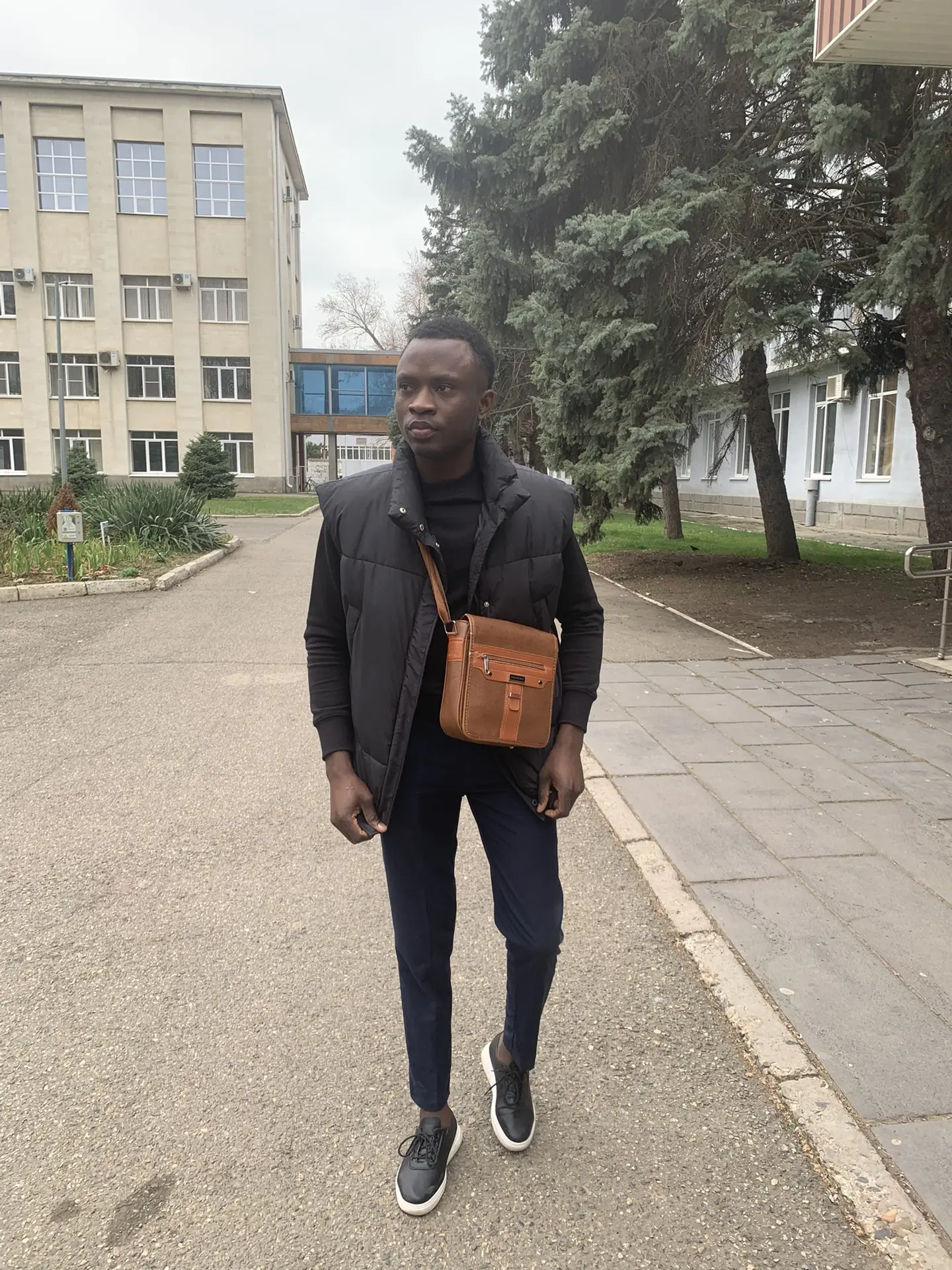 👦 Antipas, 22